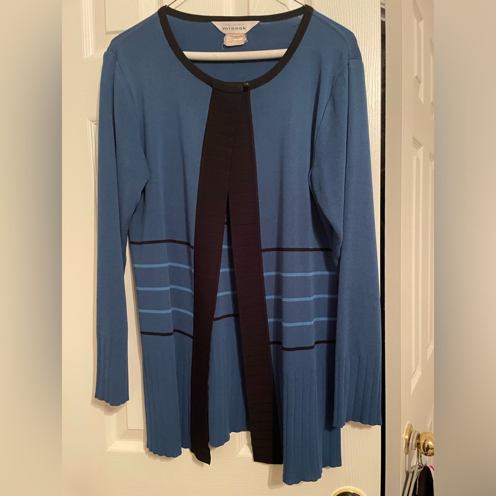 Misook jacket blue trimmed in black